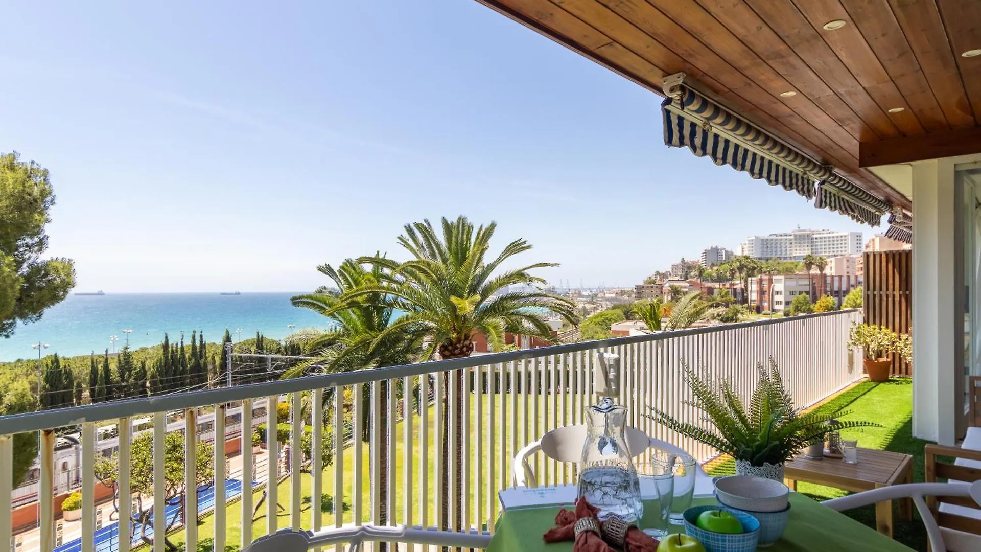 Verd I Blau - Apartament Amb Piscina Tarragona 0*,