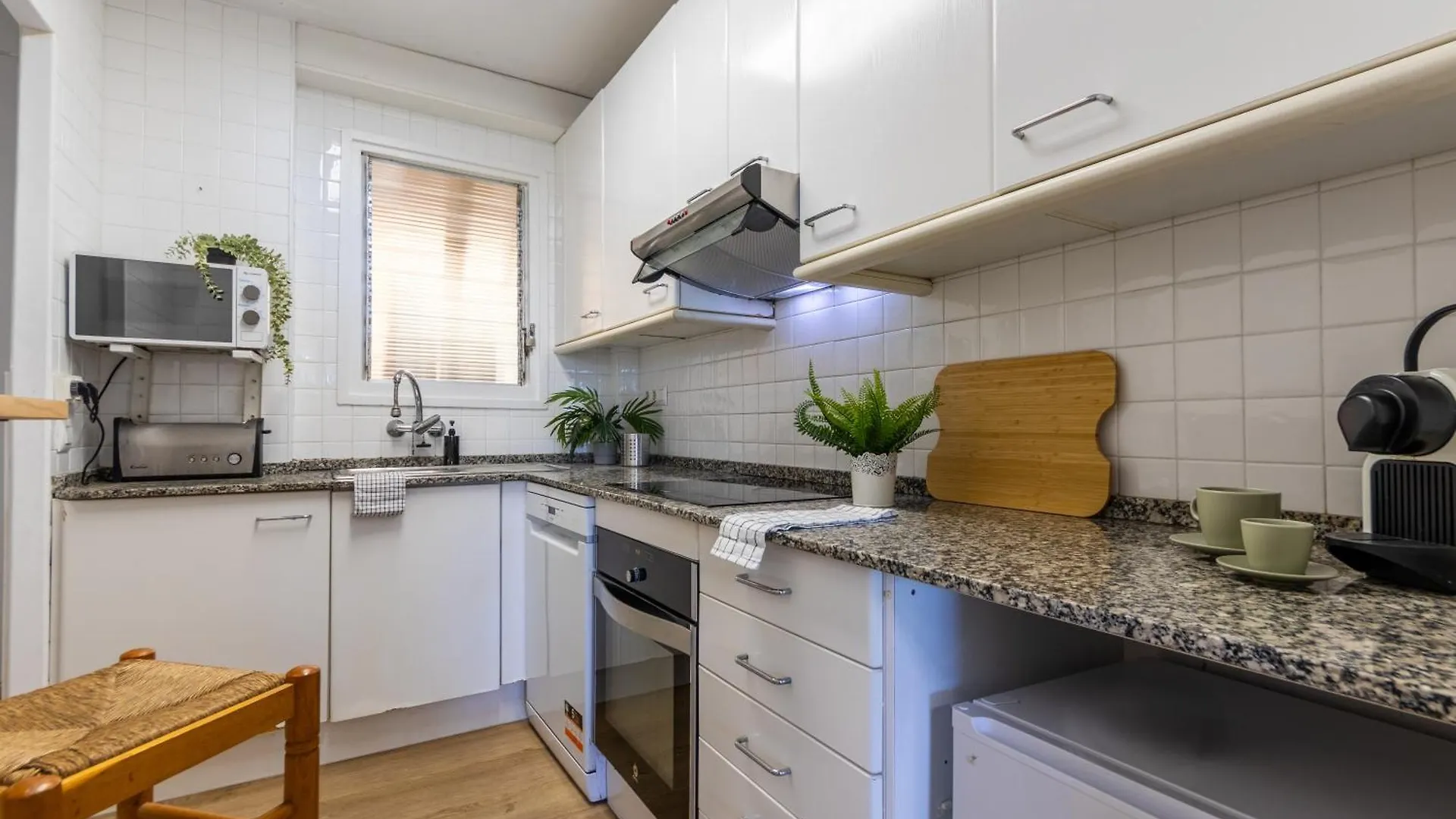 Verd I Blau - Apartament Amb Piscina Tarragona 0*,  Spanien